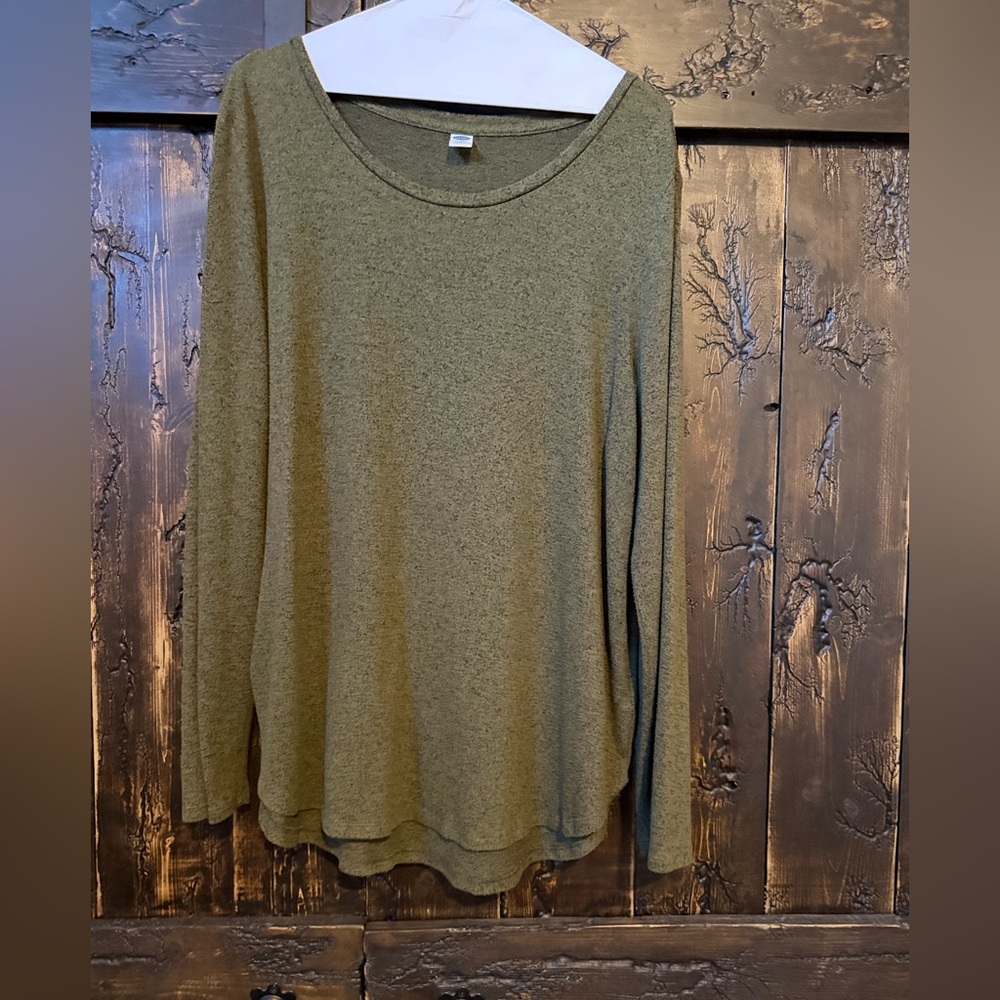 Old Navy Long Sleeve Women’s Top